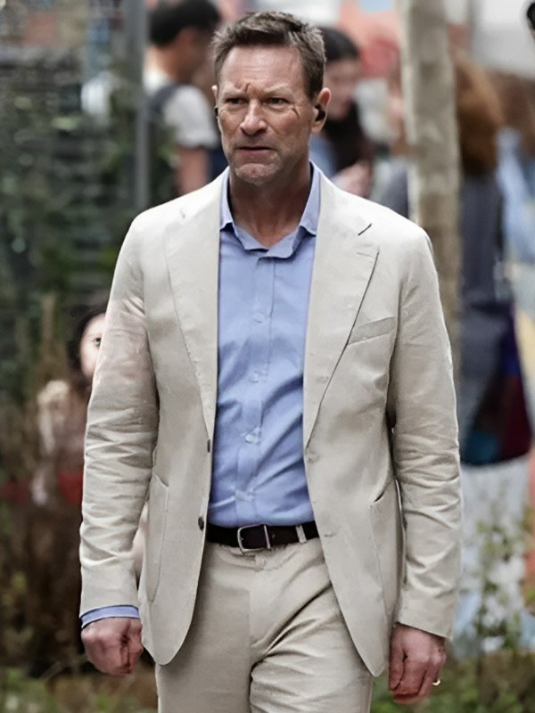 The Bricklayer 2024 Aaron Eckhart Blazer